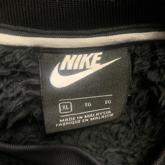 Nike Air Fleece Y2K Embroidered Logo Tags distressed Vintage Size XL - Picture 5 of 8